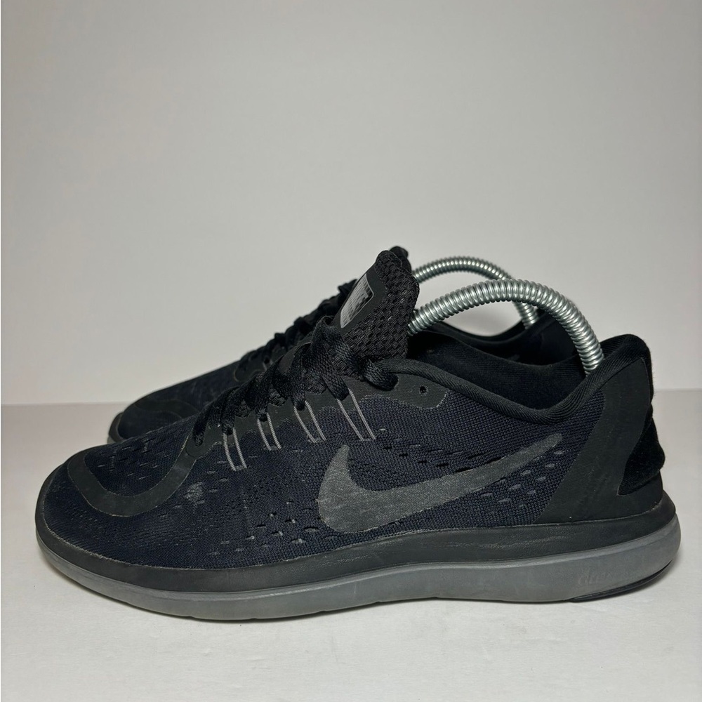 Nike Flex 2017 RN Metallic Hematite Men 8 Women 10